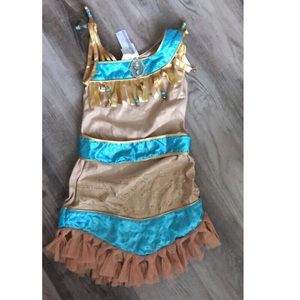 Disney Store Pocahontas costume size 4